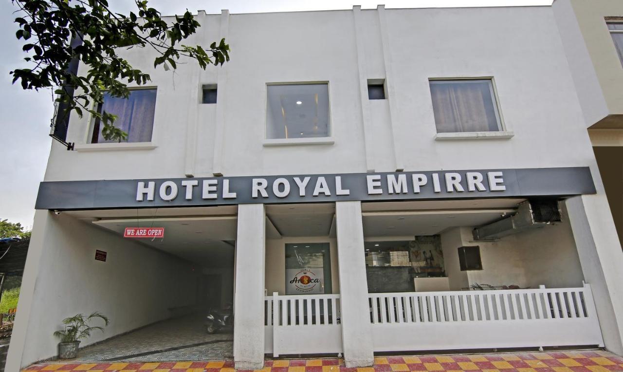 מלון Treebo Royal Empire Adarsh Nagar, Chandīgarh מראה חיצוני תמונה