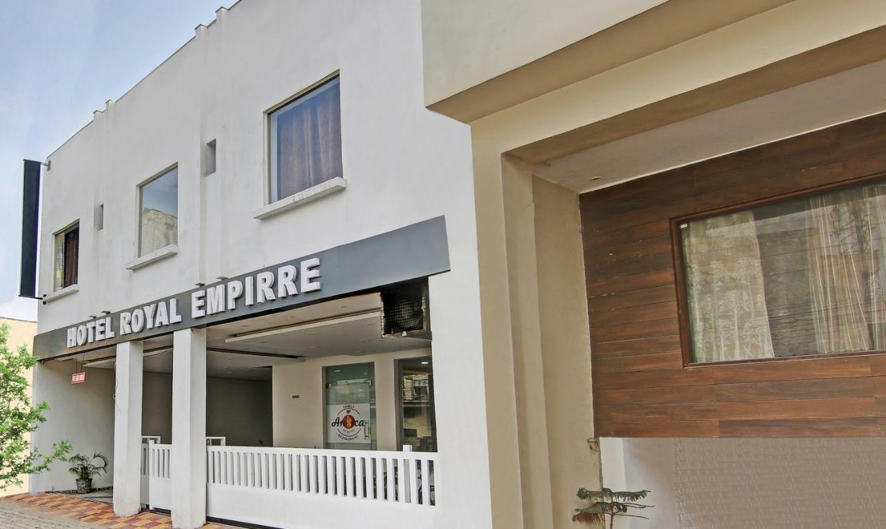 מלון Treebo Royal Empire Adarsh Nagar, Chandīgarh מראה חיצוני תמונה