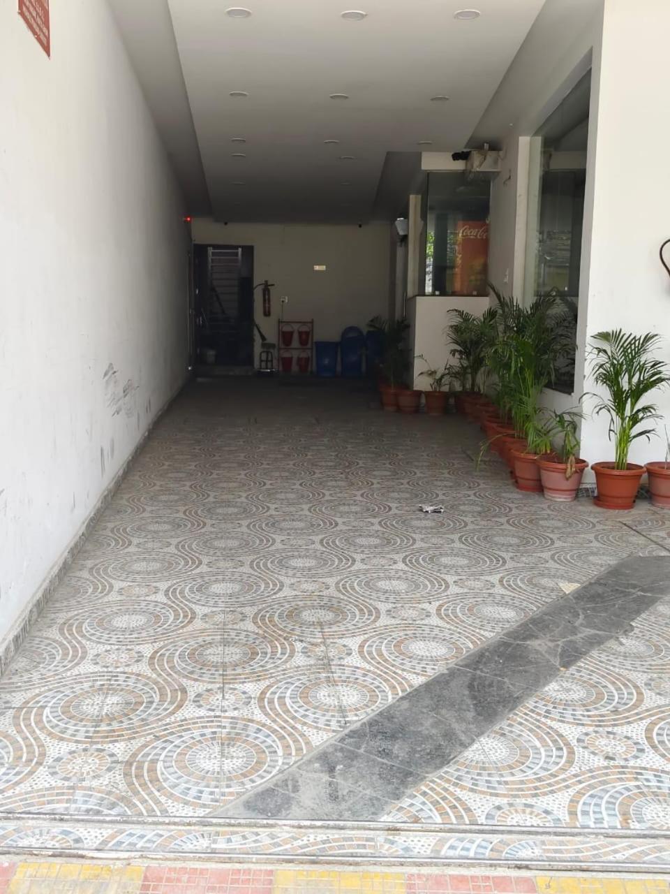 מלון Treebo Royal Empire Adarsh Nagar, Chandīgarh מראה חיצוני תמונה